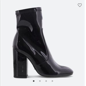Alaia Midnight Stretch Patent Ankle Boots